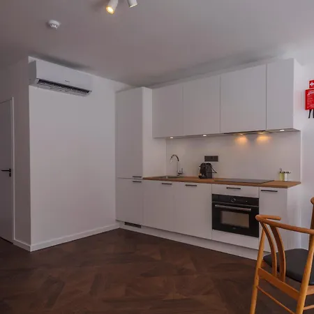 Maerch - Diestse 26 아파트